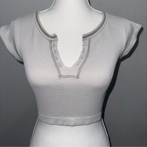Urban Outfitters Out From Under Junior’s Women’s Crop Top Light Gray‎ Medium
